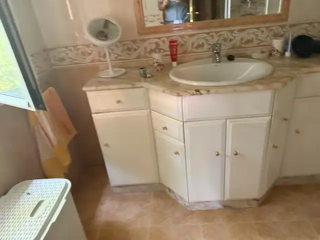 Badezimmer von Country house zum Verkauf in Trabada mit Heizung, Privatgarten und Terrasse