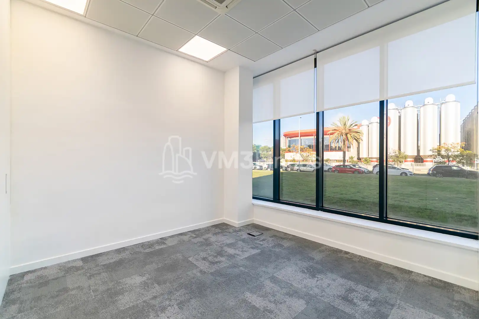 Büro zur Miete in El Prat de Llobregat mit Klimaanlage, Heizung und Terrasse