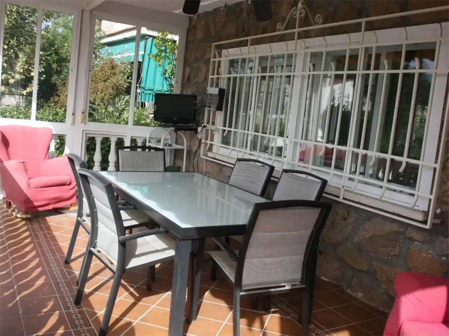 Terrassa de Casa o xalet en venda en La Adrada  amb Aire condicionat, Piscina i Balcó