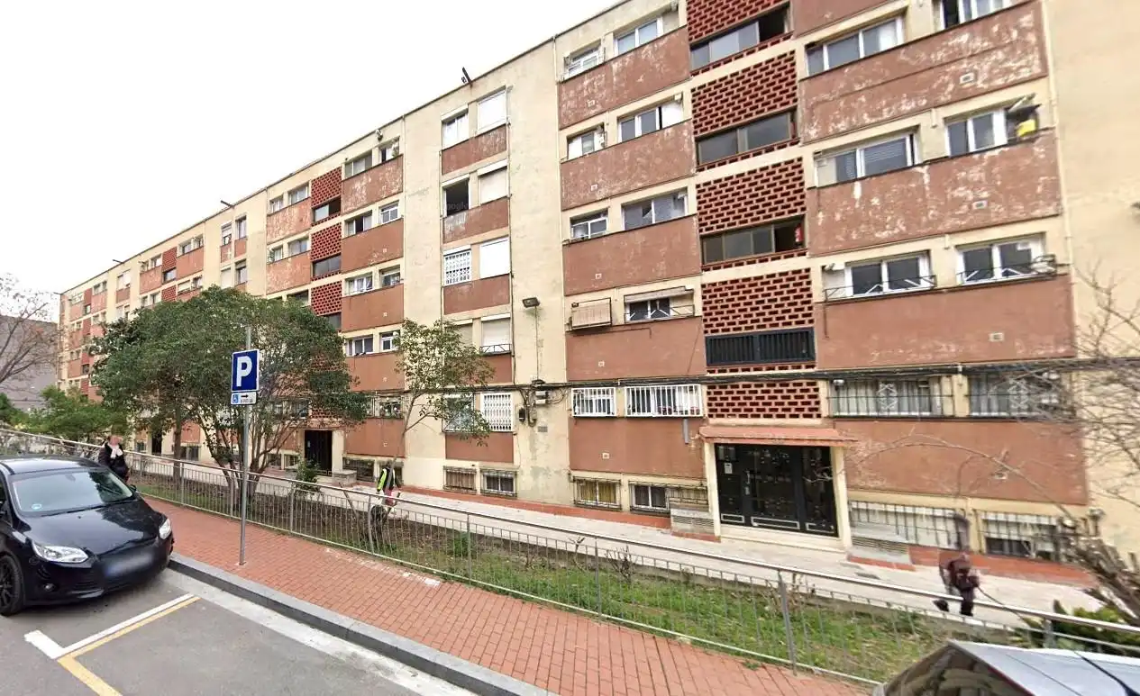 Wohnung zum Verkauf in Calle AGUDES 116