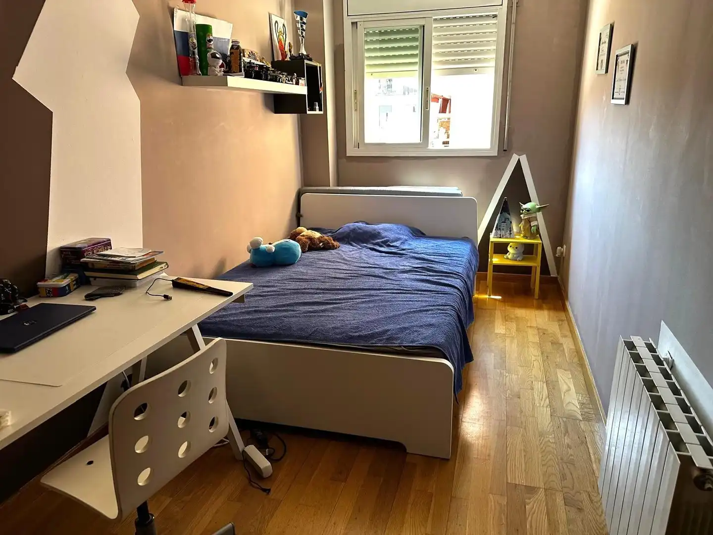 Bedroom of Flat for sale in Badalona  with Air Conditioner, Storage room and Balcony