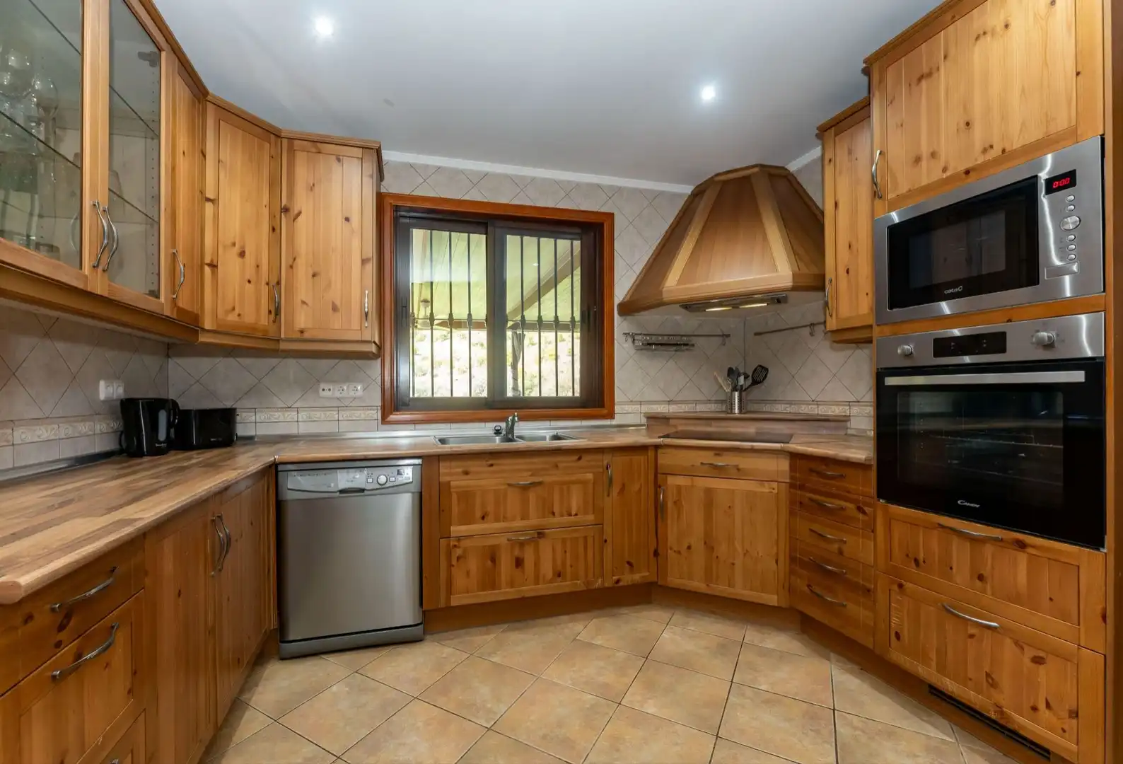Cocina de Finca rústica en venta en Monda con Trastero y Piscina