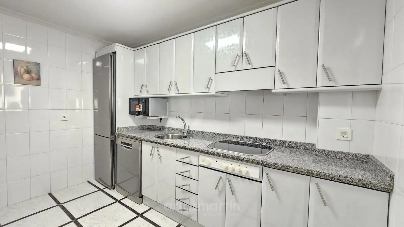 Kitchen of Flat for rent in Salamanca  with Heating, Terrace and Furnished