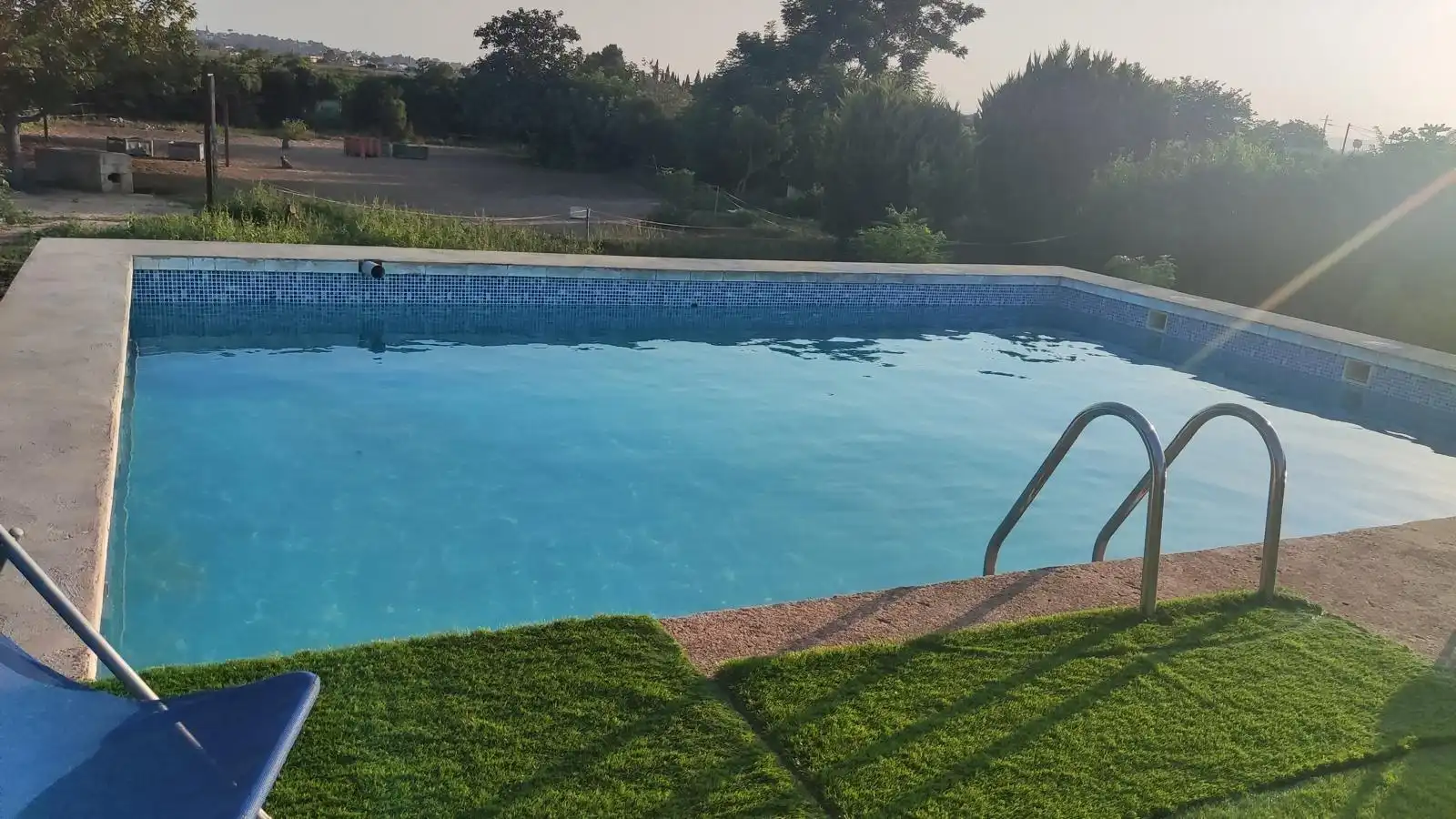 Swimming pool of Country homes for sale in Benicull de Xúquer  with Air Conditioner, Heating and Private garden