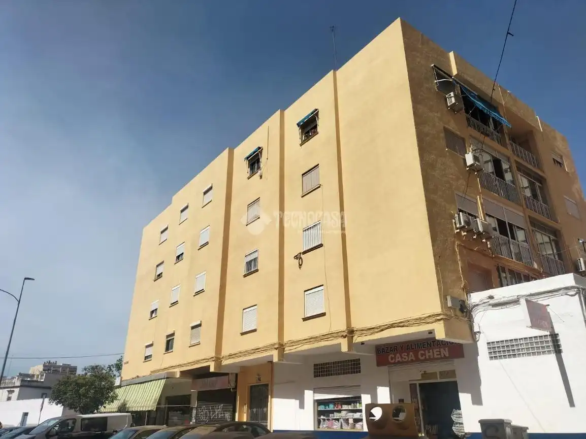 Vista exterior de Piso en venta en Málaga con Terraza