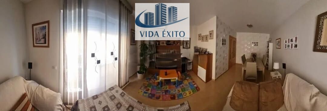 Vista exterior de Àtic en venda en La Guardia de Jaén amb Aire condicionat i Terrassa