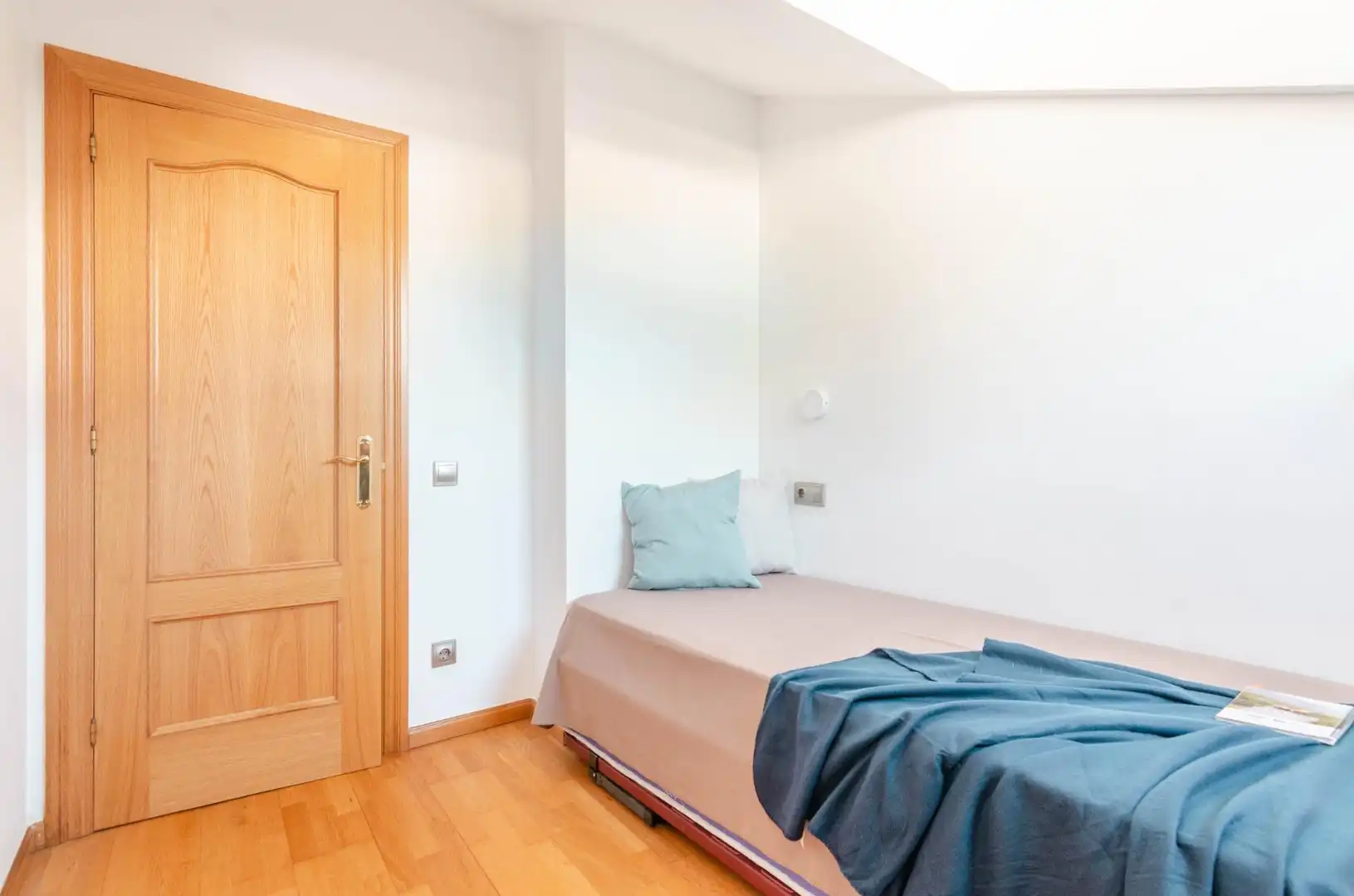 Habitación de Ático en venta en Teverga con Calefacción, Trastero y Amueblado