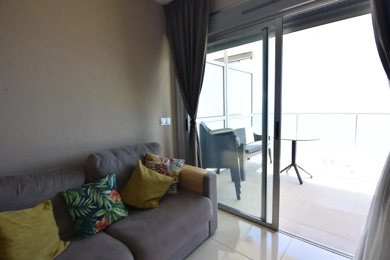 Balcony of Flat for sale in Oropesa del Mar / Orpesa  with Air Conditioner, Heating and Private garden