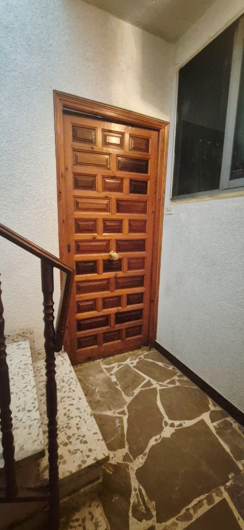 Casa adosada en venda en  Granada Capital amb Calefacció, Terrassa i Balcó