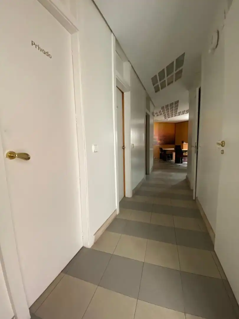 Büro mit Aufzug zur Miete in Calle Roa De La Vega 14 Entresuelo Iz-dc 24002 Leon, imagen 12