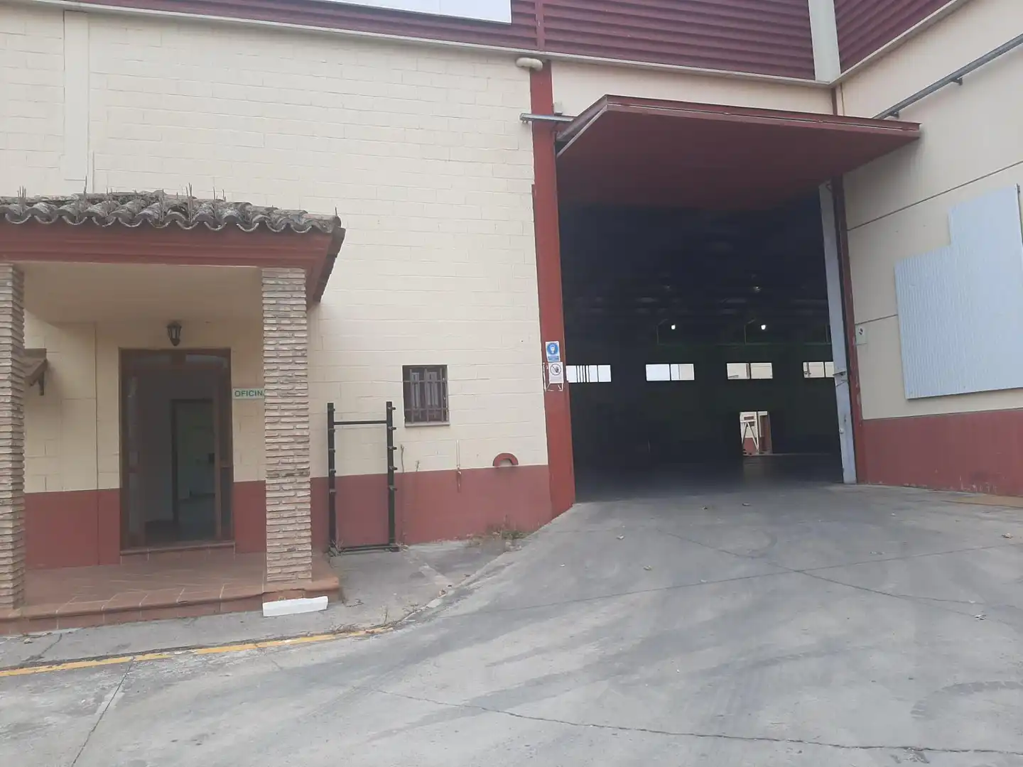 Nau industrial en venda a Malpartida de Cáceres, imagen 3
