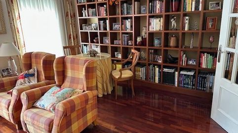 A FUTURO. Buscas piso reformado en San Antón  Junto al Jardín de la Seda? Estás tardando en llamarnos o contactar con nosotros., image 2