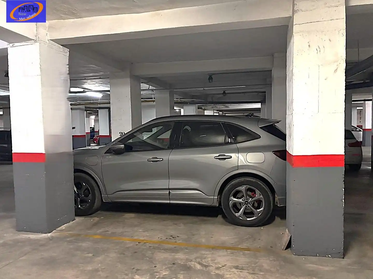 Parking of Flat for sale in Valencia  with Air Conditioner, Heating and Storage room