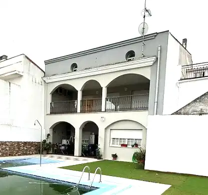 Haus mit Pool zum Verkauf in Parque de la Constitución 5a, imagen 2