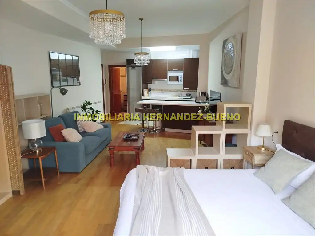 Bedroom of Study for rent in Salamanca  with Air Conditioner, Heating and Furnished