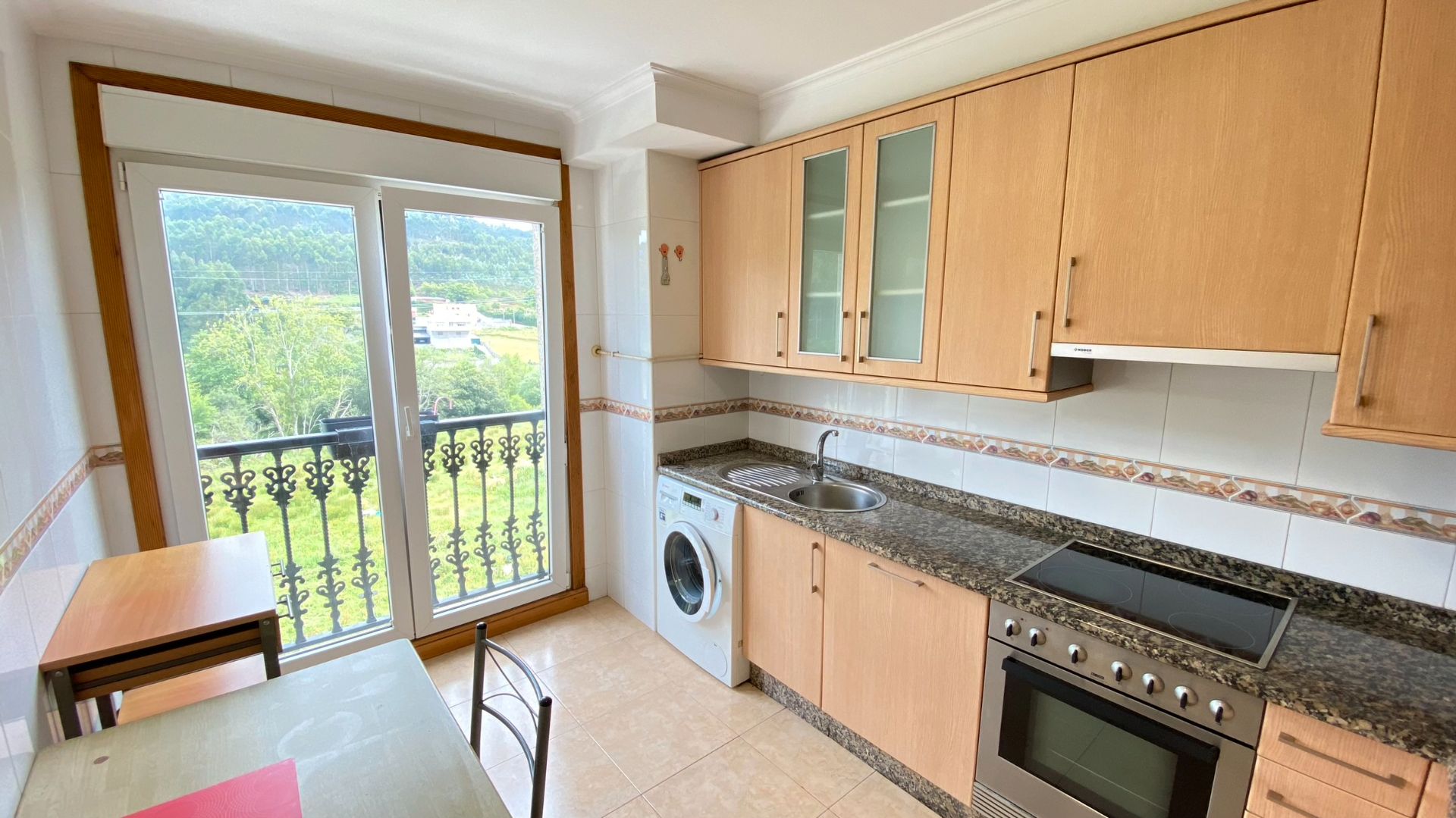 Cocina de Piso de alquiler en Arteixo con Calefacción, Parquet y Trastero