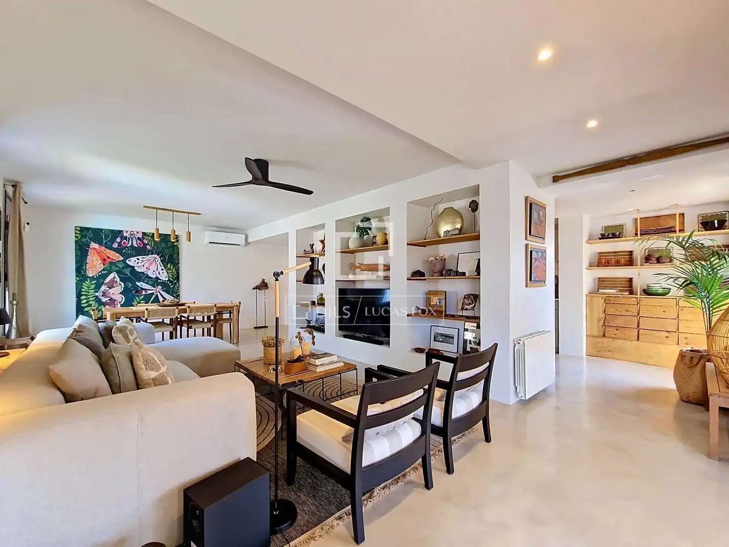 Sala d'estar de Casa o xalet en venda en Calafell amb Aire condicionat, Calefacció i Jardí privat