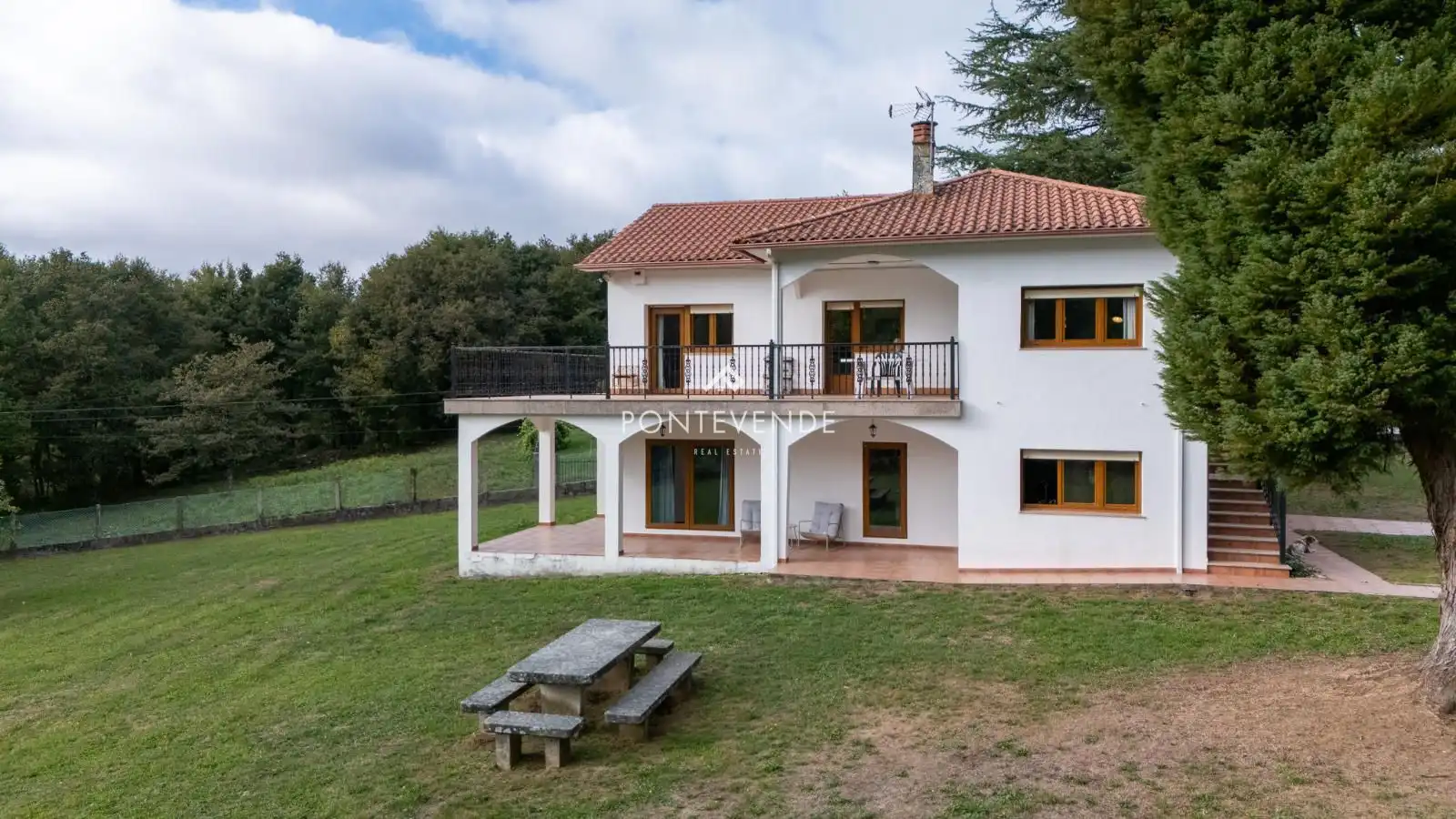 Haus mit Garten zum Verkauf in Covas-Folgoso, imagen 3