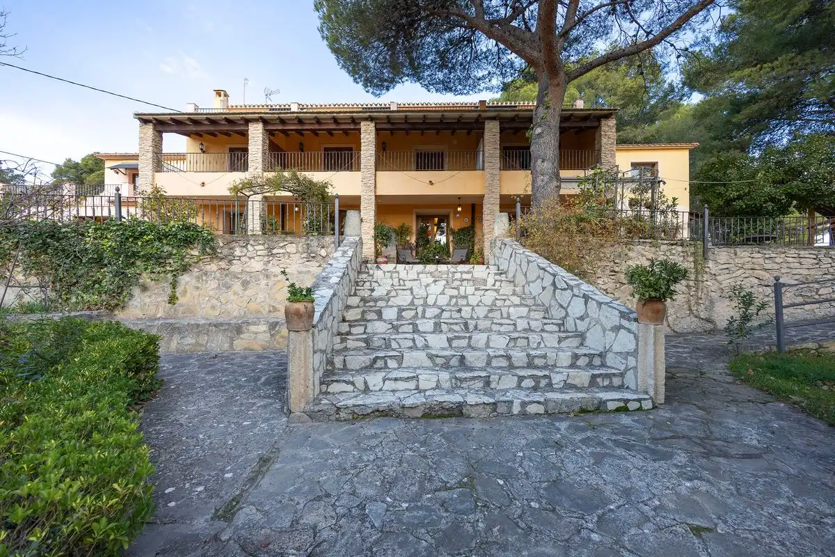 Casa con terraza en venta en Carrer de Finestrat