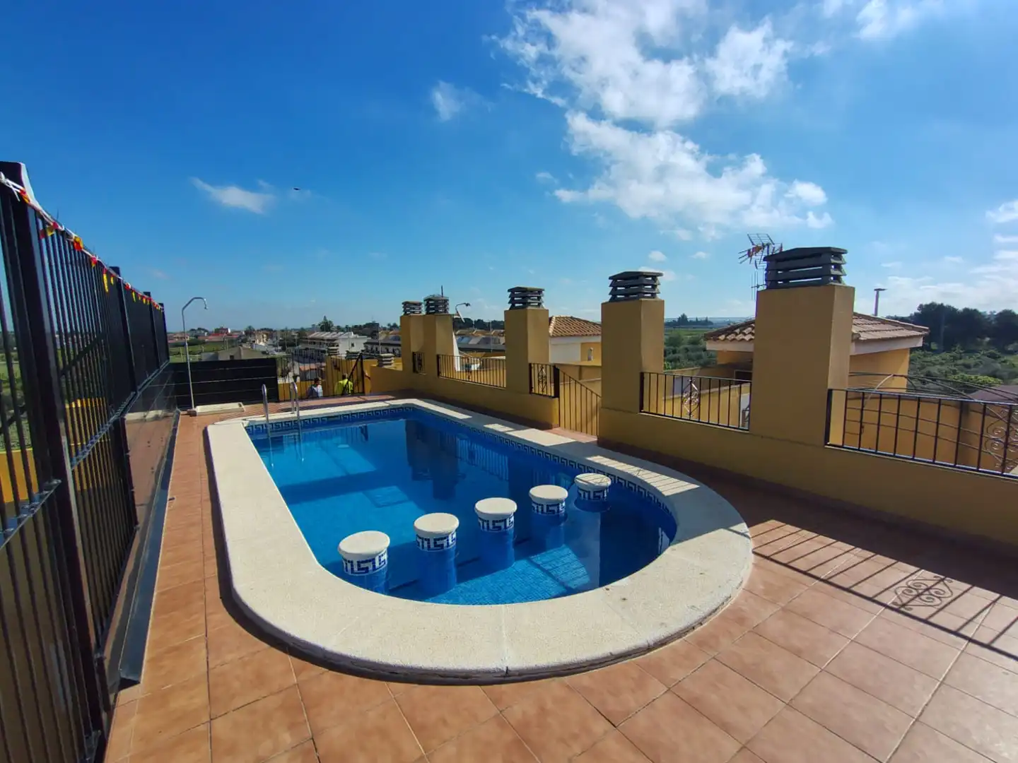 Piscina de Planta baja en venta en Daya Nueva con Terraza, Trastero y Piscina comunitaria