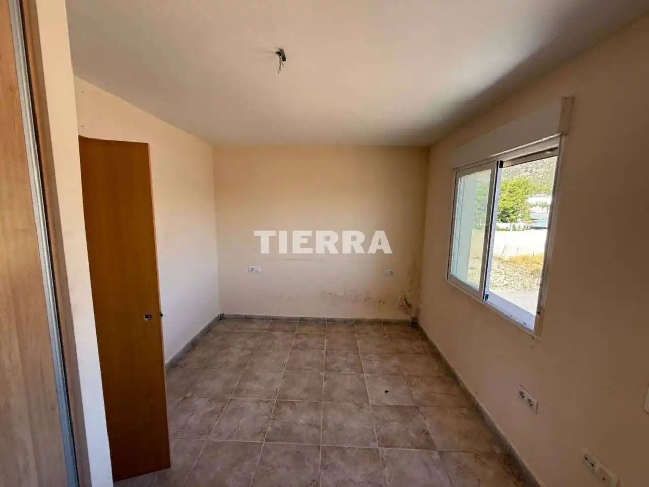 Habitación de Piso en venta en Salinas con Piscina comunitaria