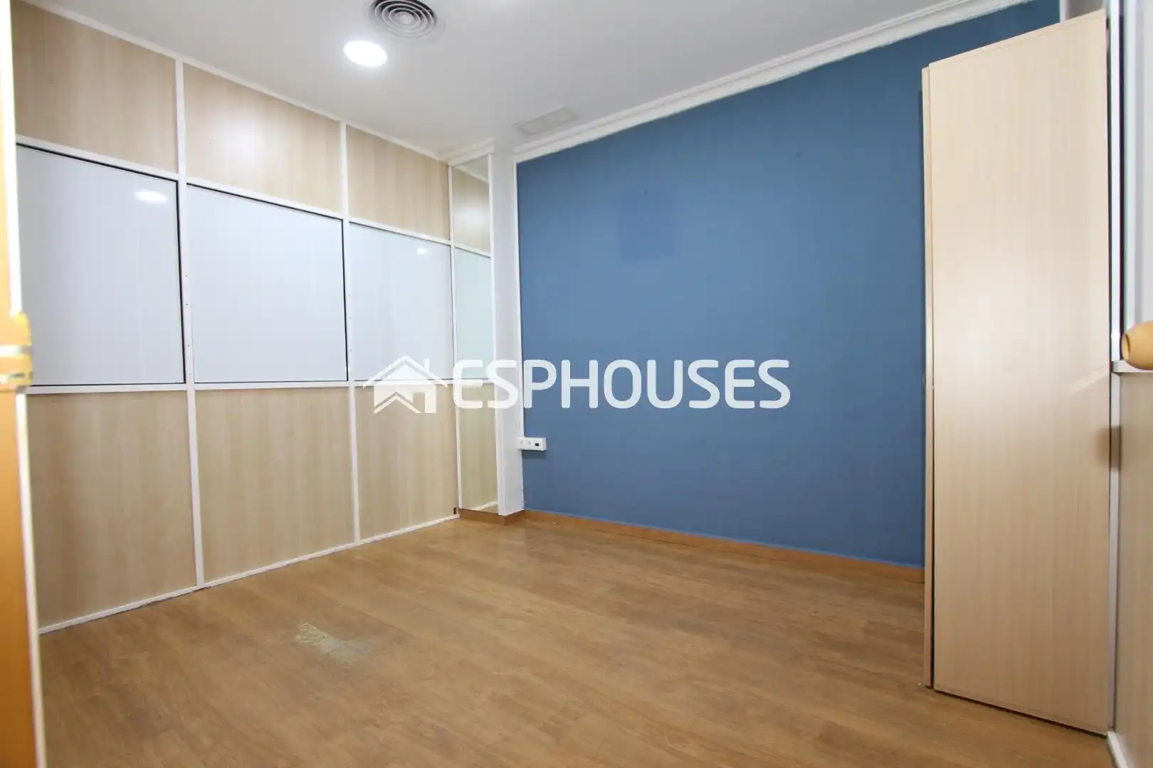 Local comercial en venta en Pueblo, imagen 7