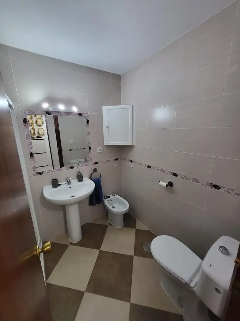 Badezimmer von Wohnung zur Miete in Sanlúcar de Barrameda mit Möbliert
