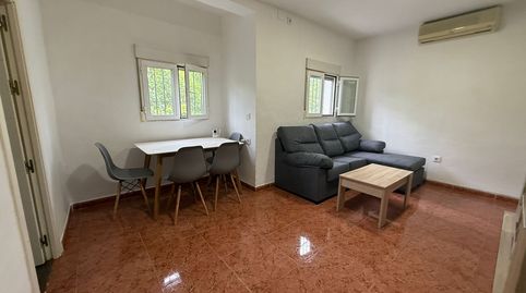 Foto 2 de Piso de alquiler en Calle Lepe, 21, Sector Sur, Córdoba Capital