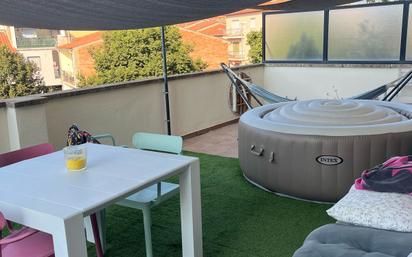 Terrasse von Wohnung zum verkauf in Manlleu mit Klimaanlage, Terrasse und Balkon