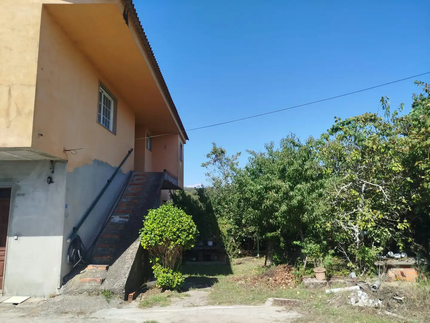 House with garden for sale in Mos, imagen 2
