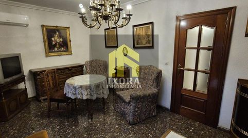 Foto 2 de Piso en venta en Gumersindo Azcárate, Centro ciudad, Linares