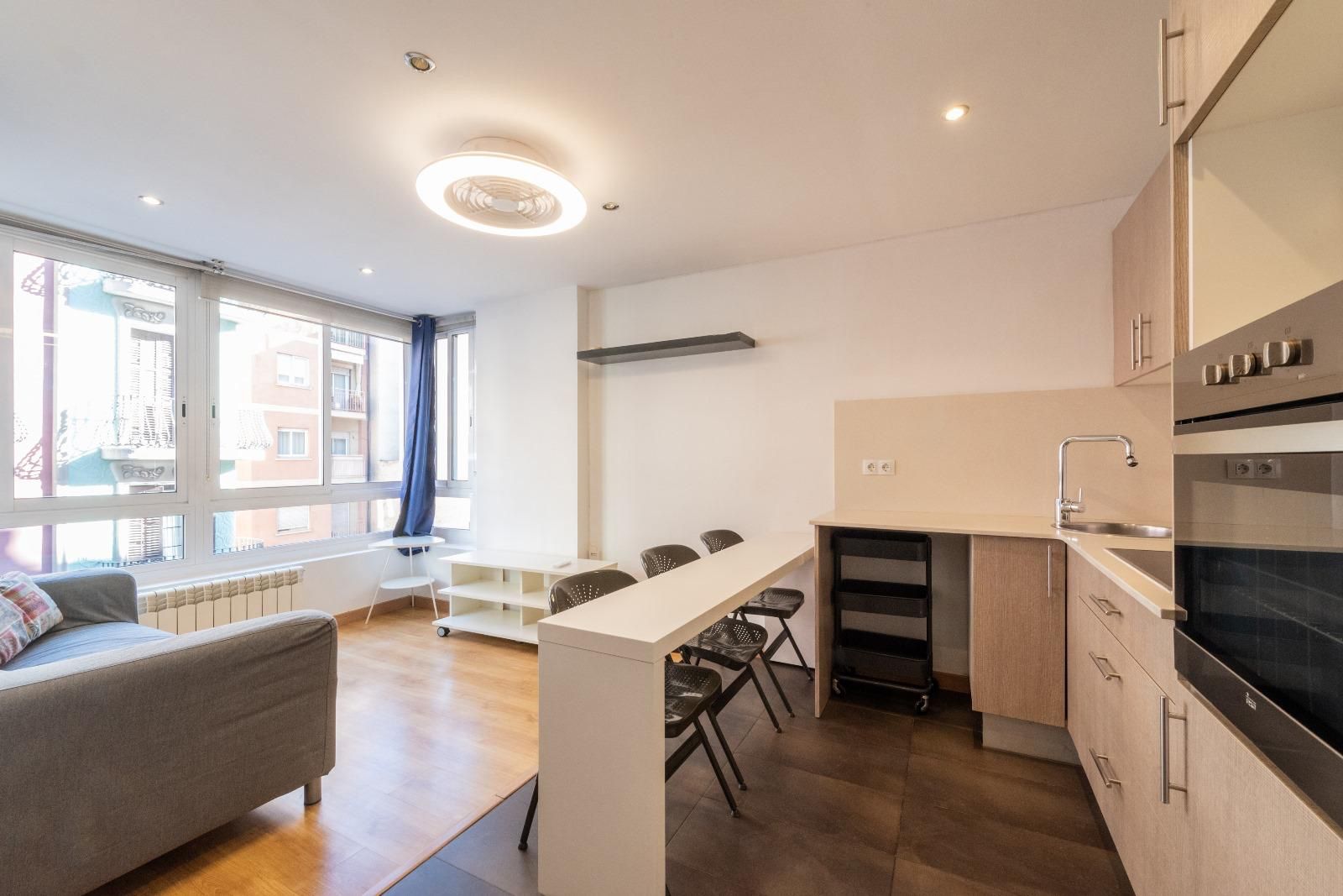 Piso de alquiler en Avinguda de la Riera de Cassoles, 64, El Putget i el Farró