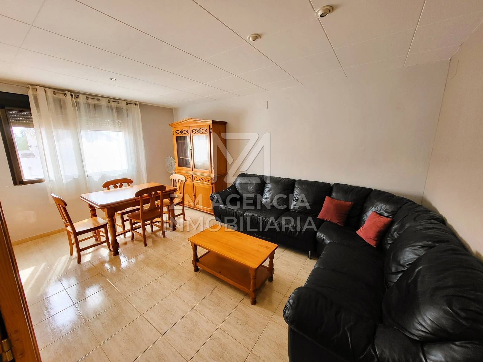 Living room of Flat for sale in Rossell  with Terrace, Storage room and Furnished
