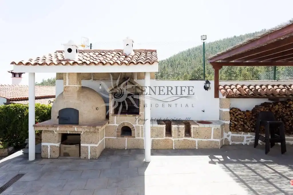 Houses for sale in Granadilla de Abona  with Air Conditioner, Private garden and Terrace