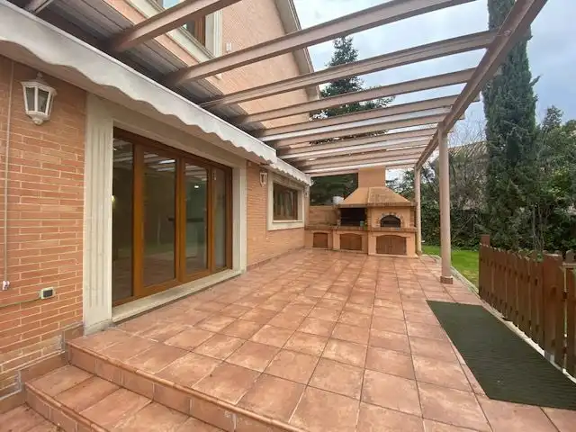 Terrace of Houses for rent in Boadilla del Monte  with Air Conditioner, Private garden and Storage room
