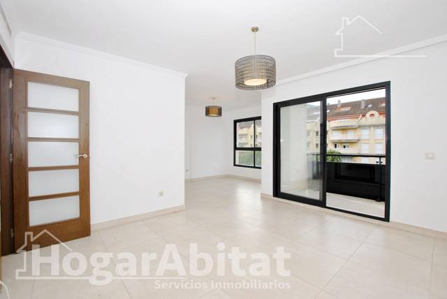 Piso en Venta en Avenida Juan Chabas en Saladar