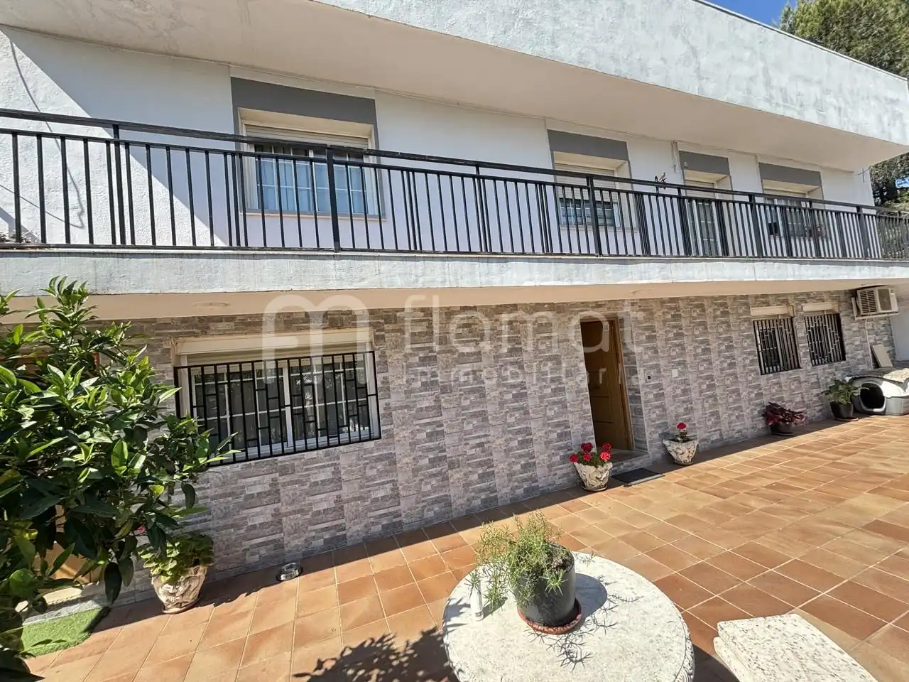 Vista exterior de Casa o chalet en venta en Rubí con Aire acondicionado, Calefacción y Terraza