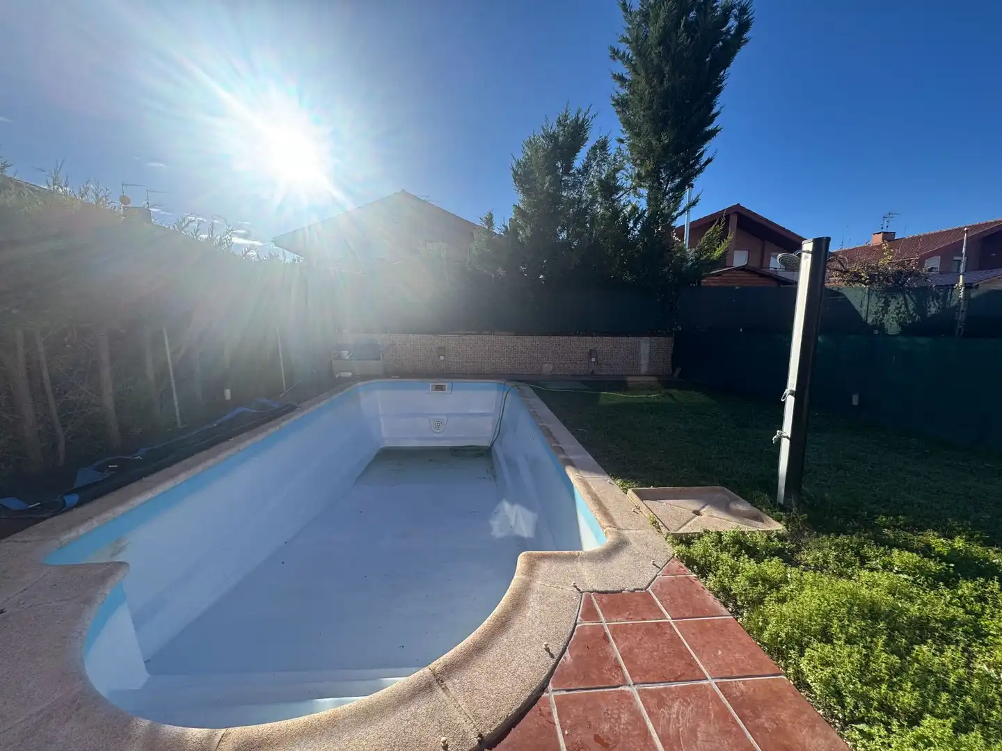 Piscina de Casa adosada en venta en Valladolid con Jardín privado, Terraza y Trastero