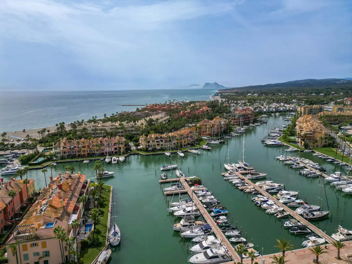 Apartment with pool for sale in Puerto de Sotogrande - La Marina, imagen 46