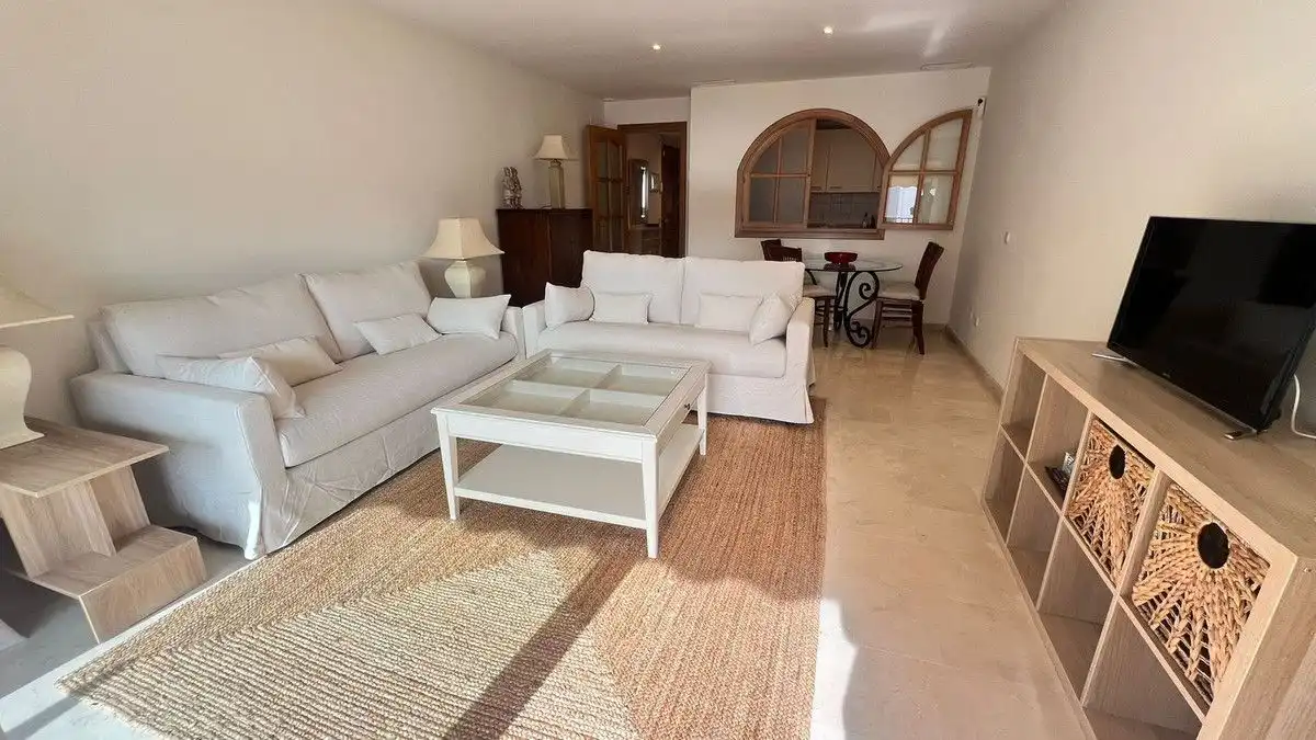 Sala d'estar de Apartament de lloguer en Marbella amb Aire condicionat, Calefacció i Terrassa
