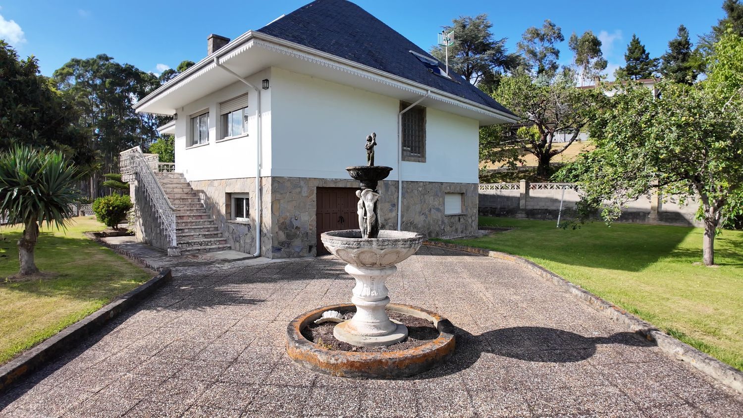 Vista exterior de Casa o chalet en venta en Villaviciosa con Calefacción, Terraza y Trastero