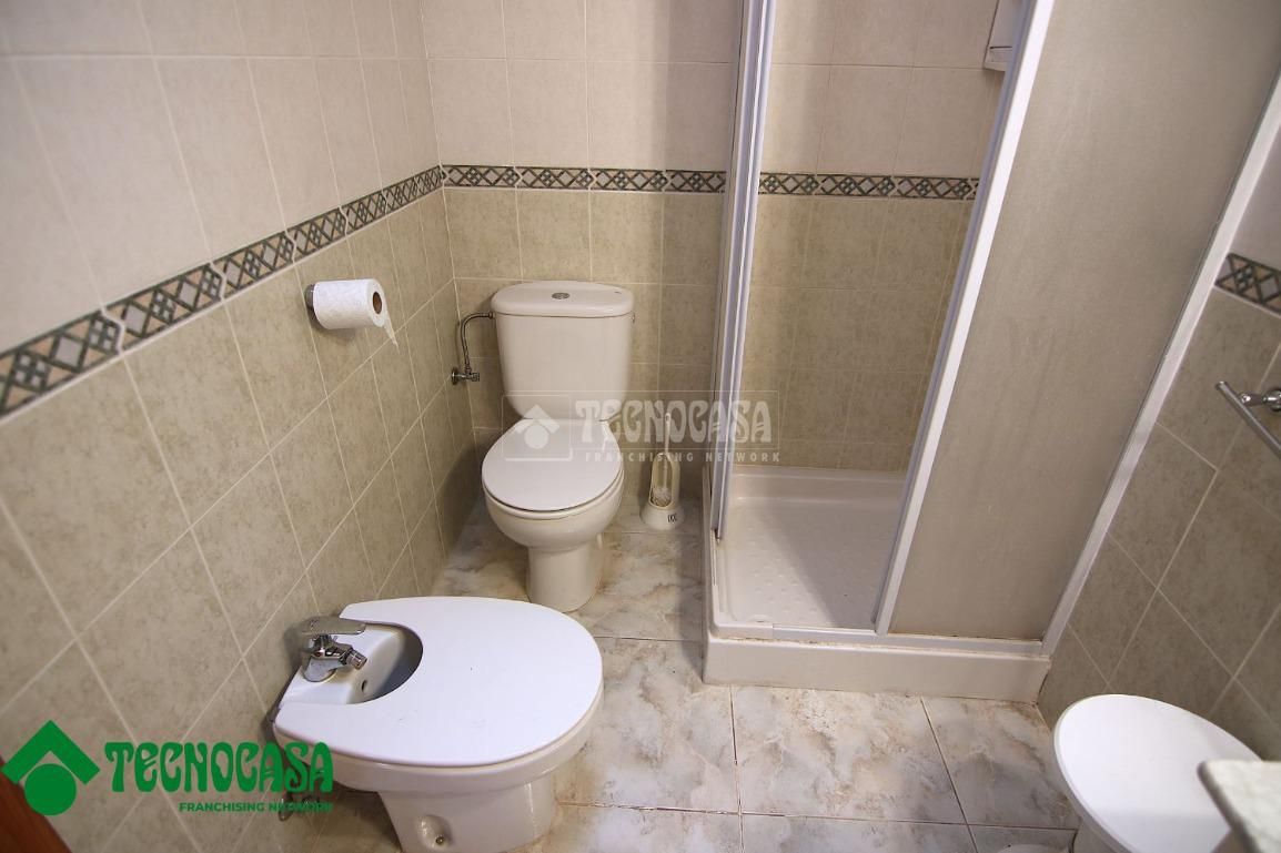 Bany de Casa o xalet en venda en Ugíjar amb Terrassa