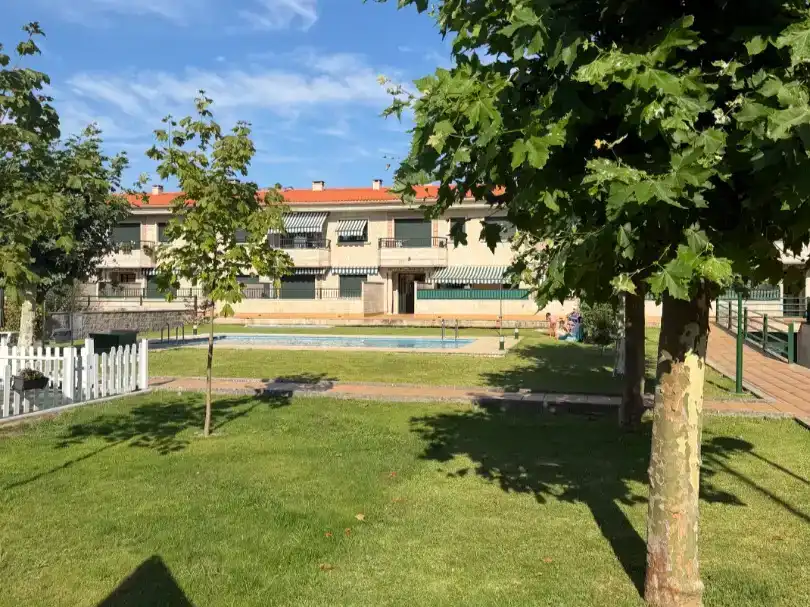Swimming pool of Flat for rent in Sanxenxo  with Private garden, Parquet flooring and Storage room