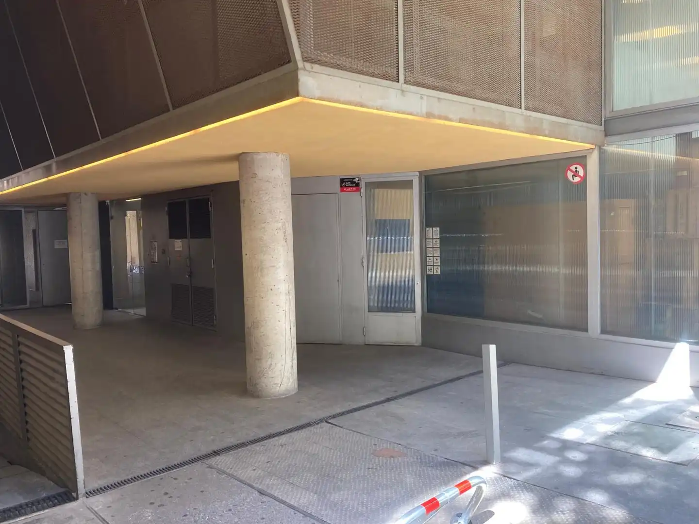 Office space to rent in PAU CLARIS 99-101, imagen 8