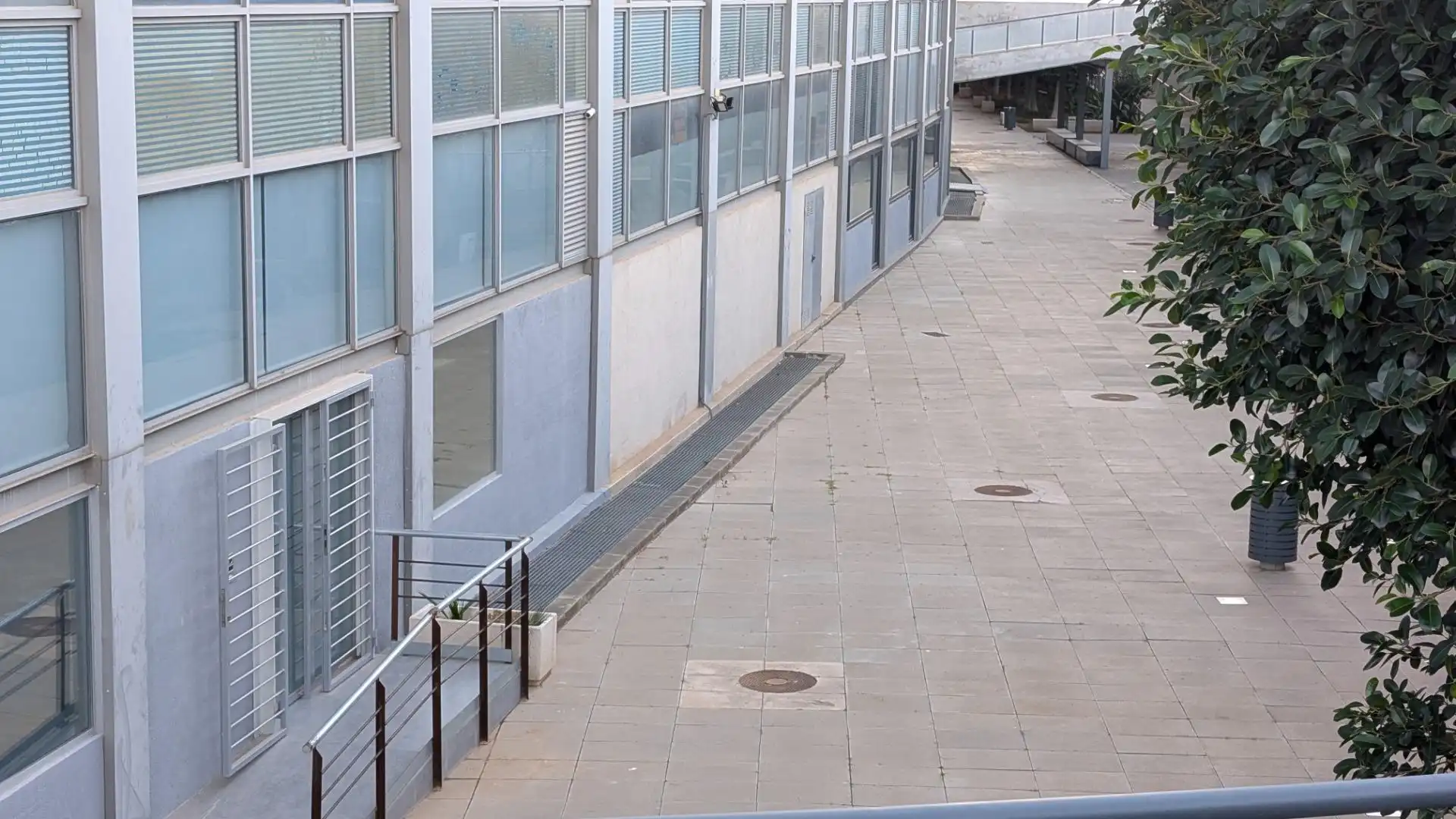 Gewerbefläche zum Verkauf in Calle Andarella 2, imagen 2
