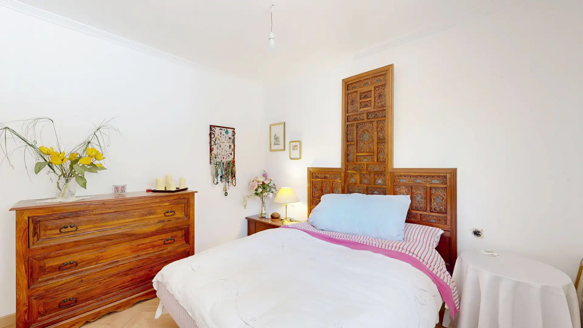 Habitación de Casa o chalet en venta en Chiva con Terraza, Trastero y Piscina