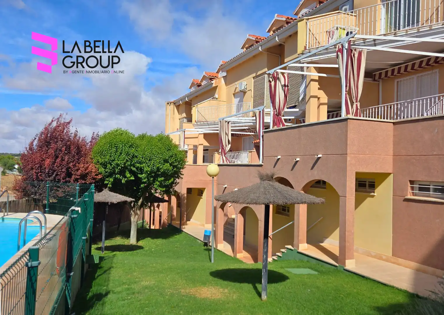Exterior view of Flat for sale in Ruidera  with Terrace, Storage room and Community pool
