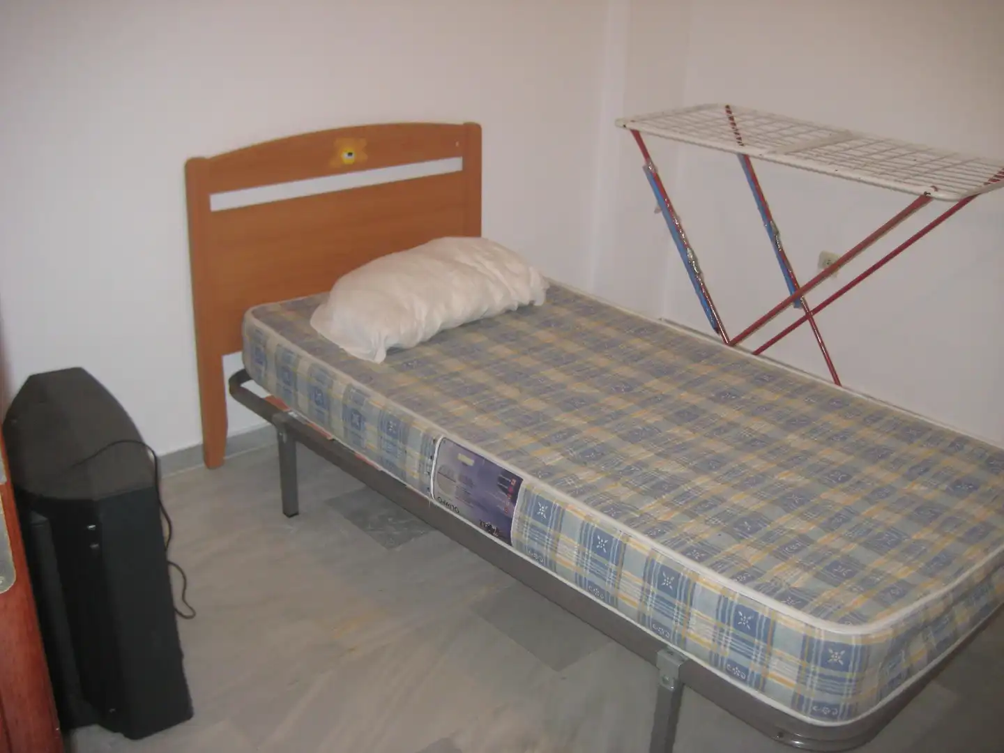 Habitación de Piso en venta en Melilla con Amueblado