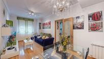 Bedroom of Flat for sale in  Madrid Capital