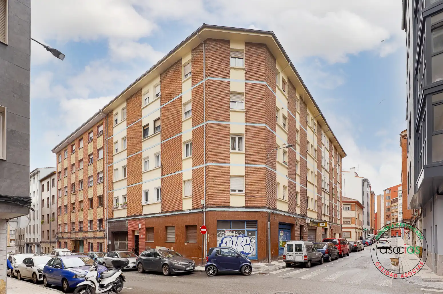 Vista exterior de Piso en venta en Gijón  con Calefacción y Amueblado